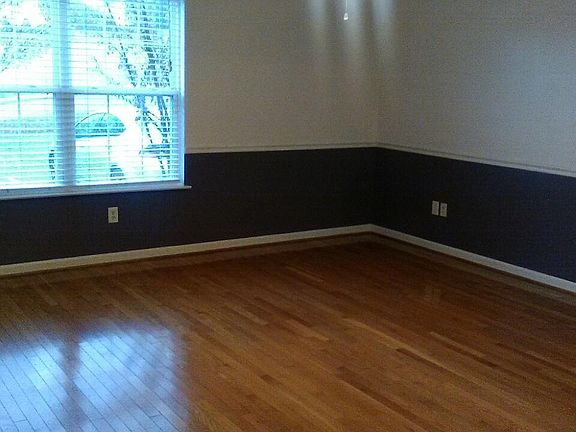 Living room (front view)