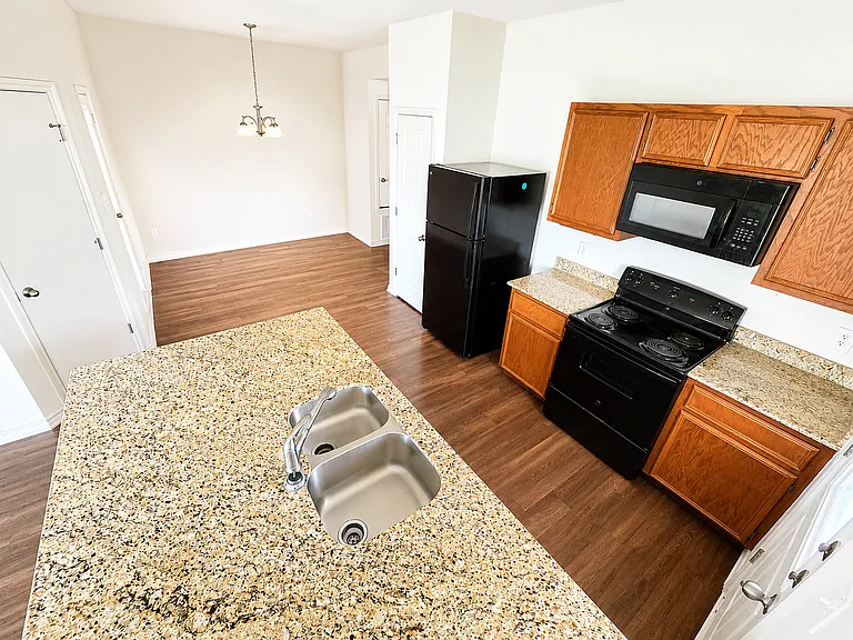 3109 Ochiltree Dr #B — Photo 7