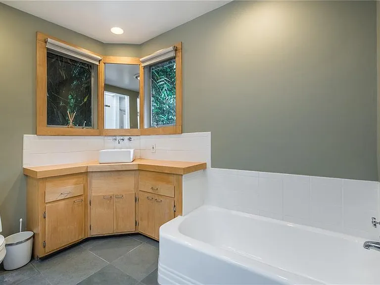 2828 Pacific View Trl — Photo 19
