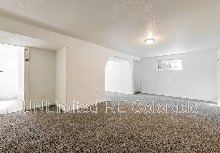 1014 N Raleigh St — Photo 9