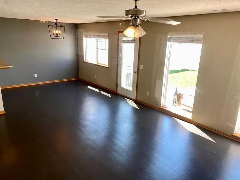 8605 Dunrovin Rd — Photo 8