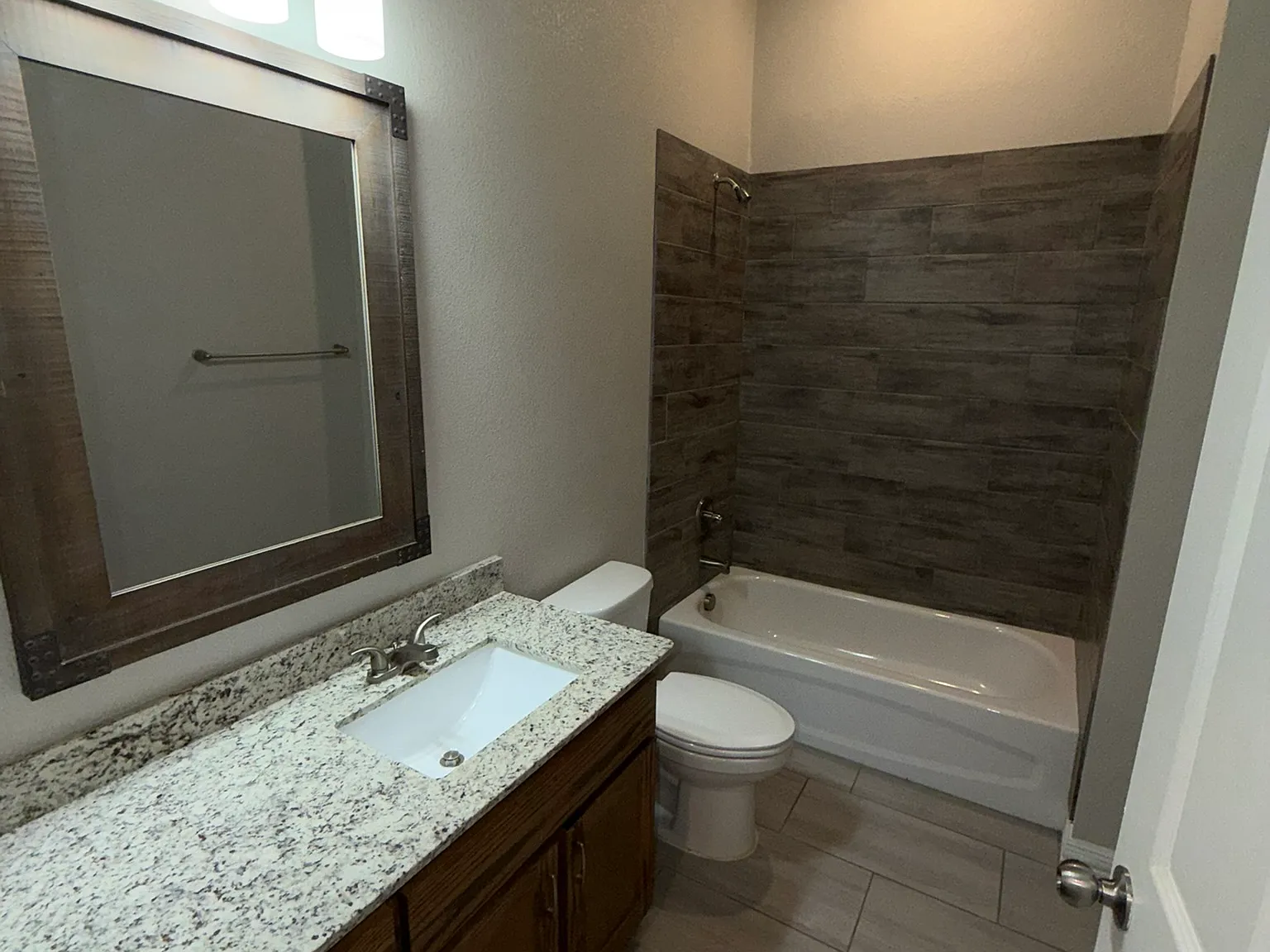 1 bed, 767 sqft, $1,050 — Photo 3