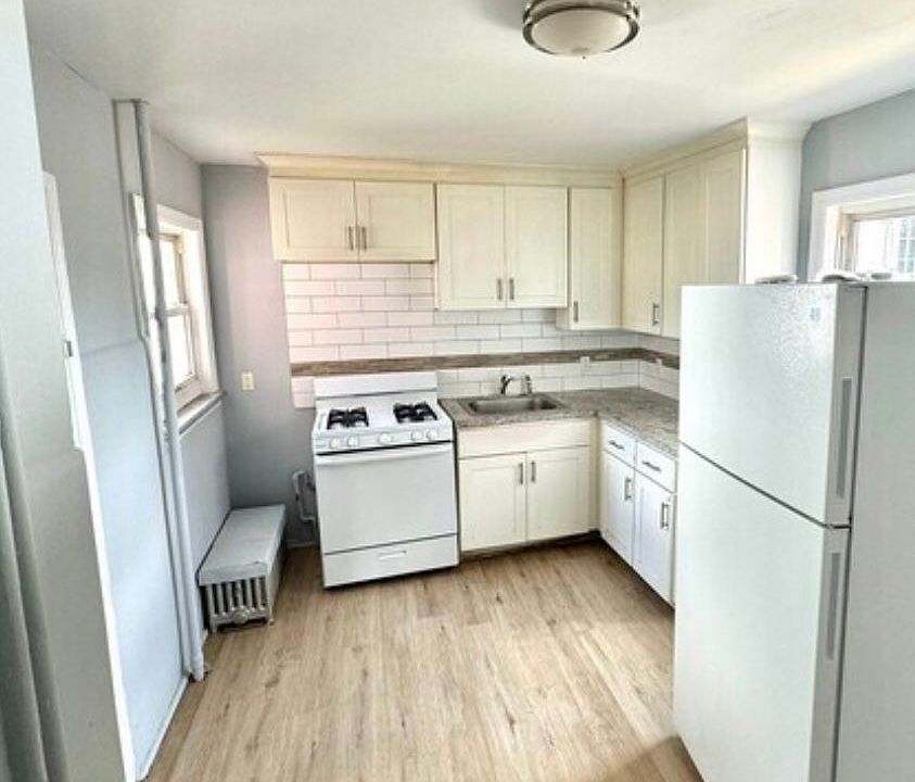 1st image of 68 Broadway #1