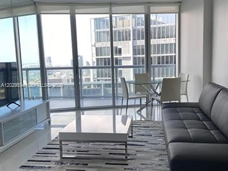 495 Brickell Ave #5706 — Photo 2