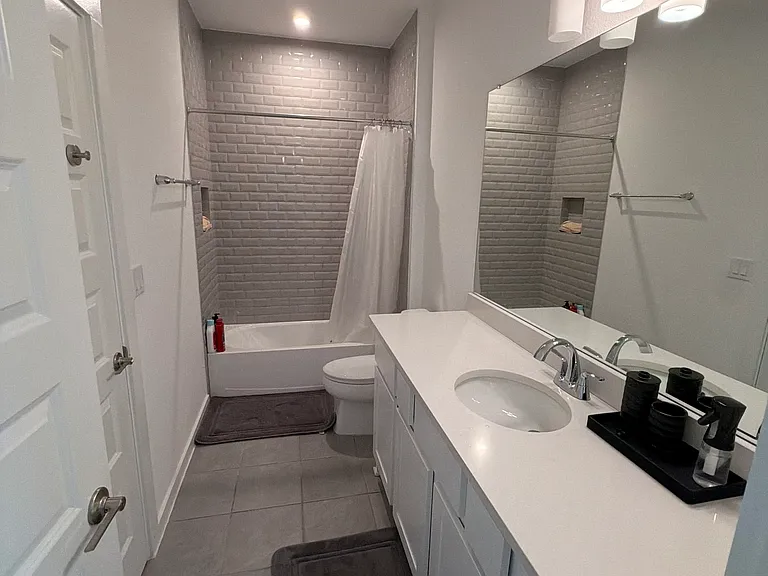 5033 Carsoli Ln — Photo 21