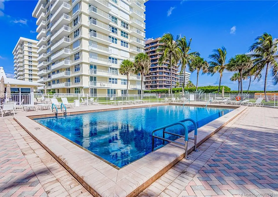 500 Ocean Dr #W-11