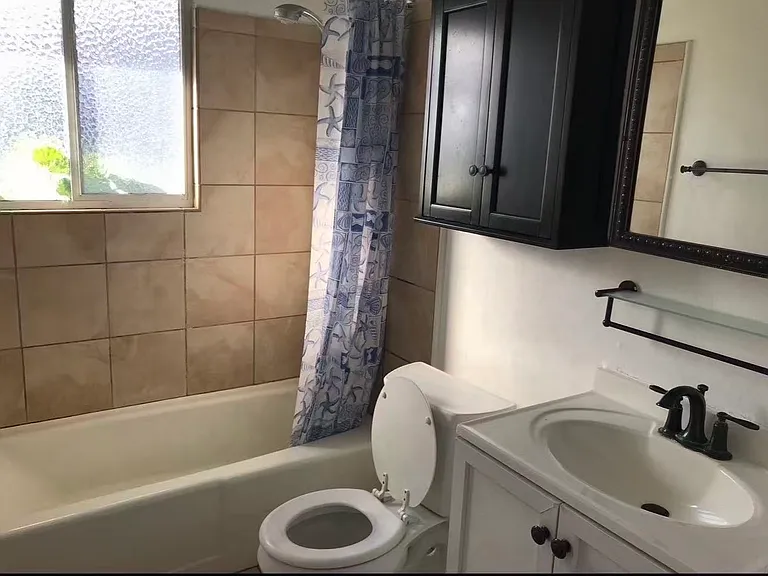 1110 Buena Vista Ave #1 — Photo 6