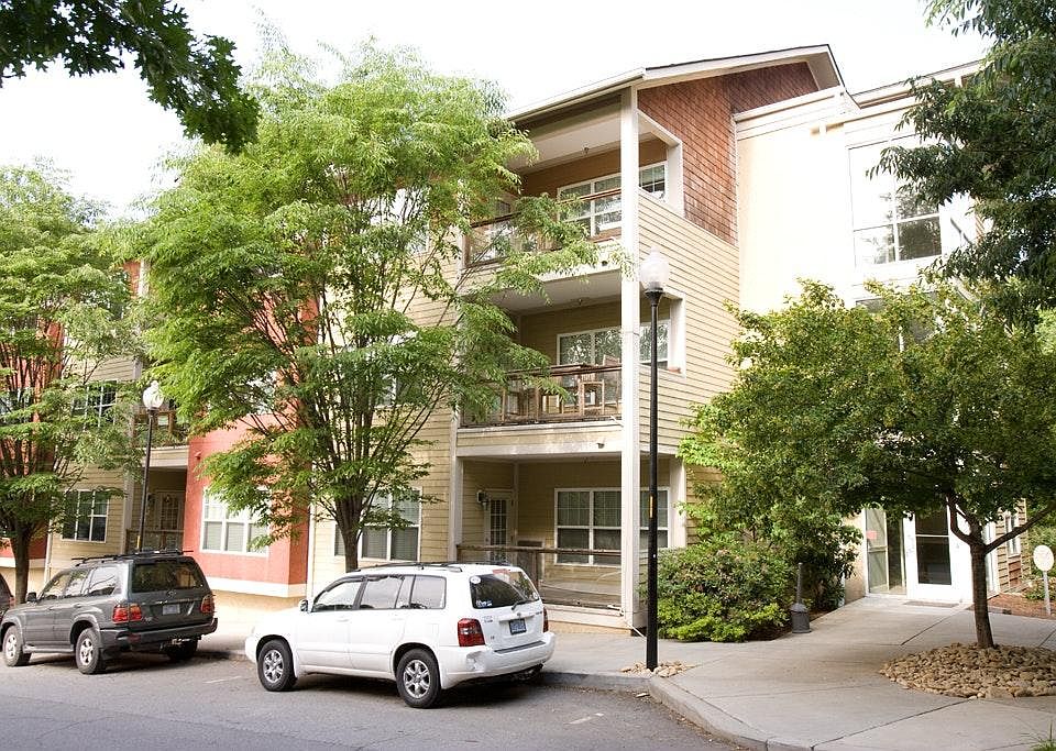 1st image of 175 S Lexington Ave Unit 306