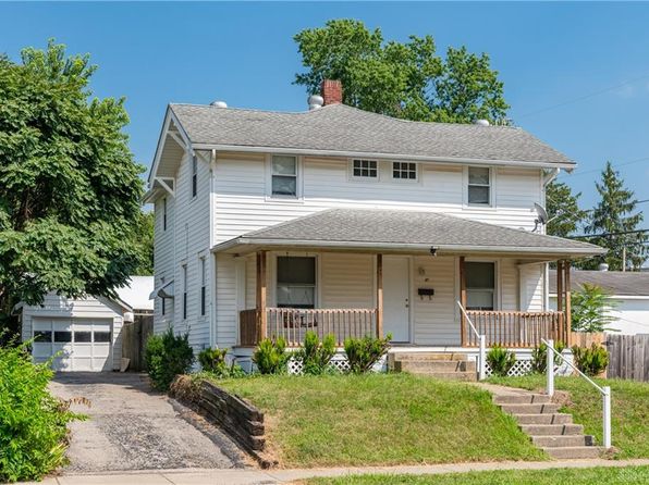 18 N Maple Ave
