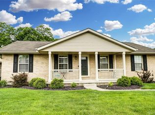 3931 Harris Ln, Springfield, OH 45503