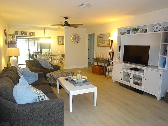 3rd image of 4840 Greentree Lane #B