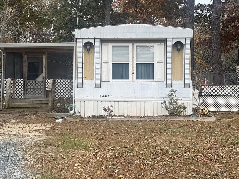 1st image of 34095 Orchid Ln