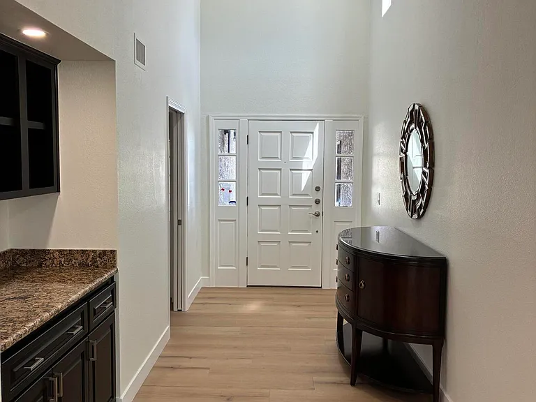 7705 N Via De Platina — Photo 3