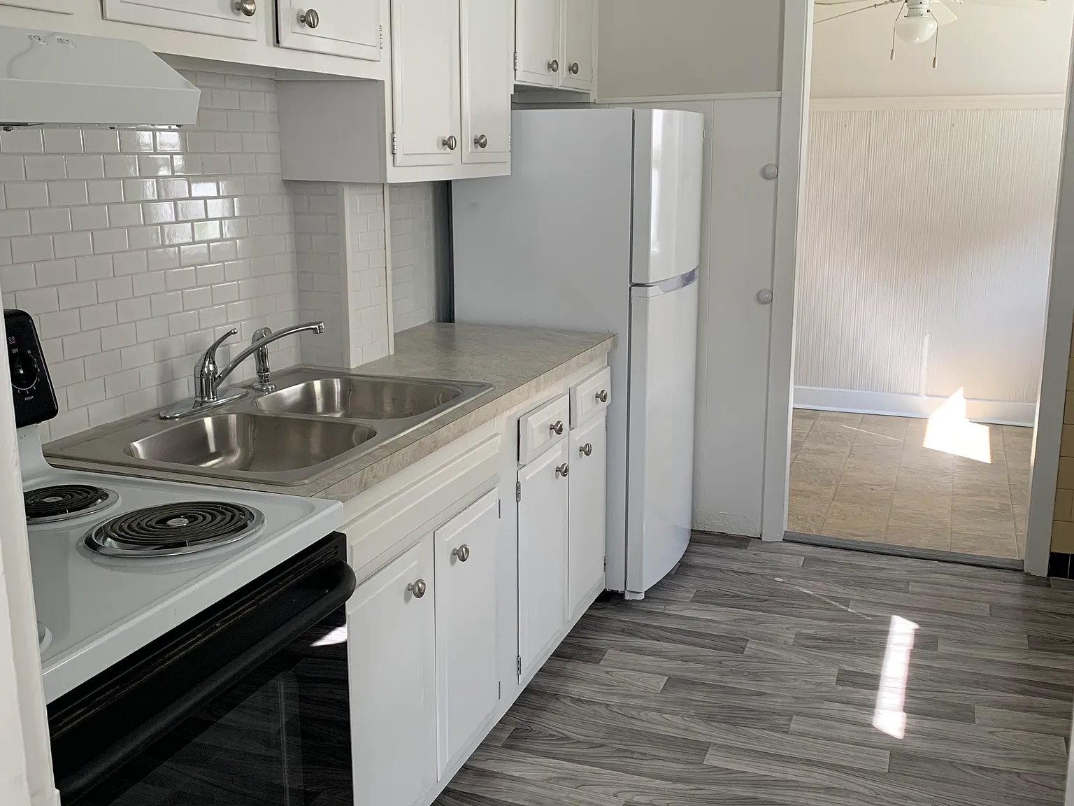 2 bed, $2,295 — Photo 3