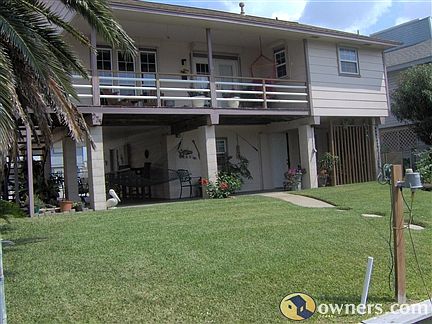 1st image of 974 Bonita St