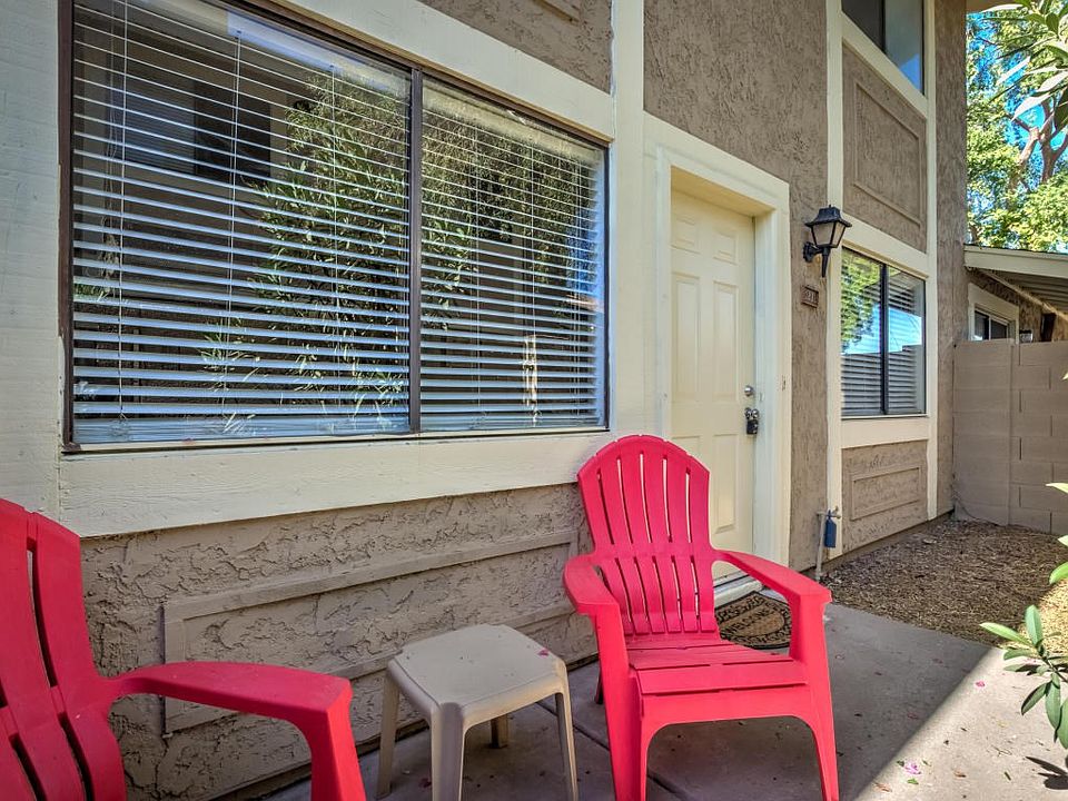 1231 N Granite Reef-3