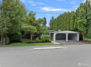 33323 SE 42nd St, Fall City, WA 98024