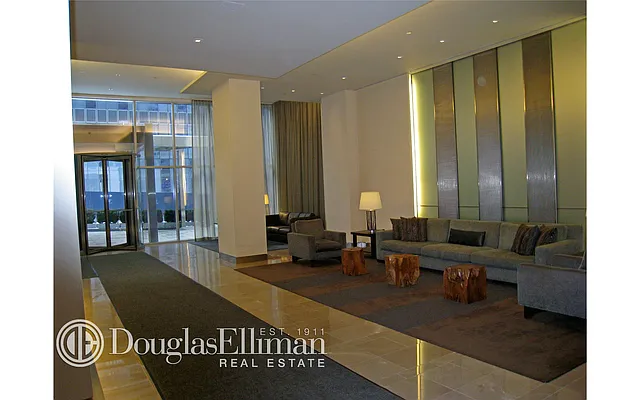 Rented by Douglas Elliman | media 20