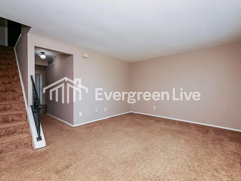 8307 Mount Carmel St — Photo 3