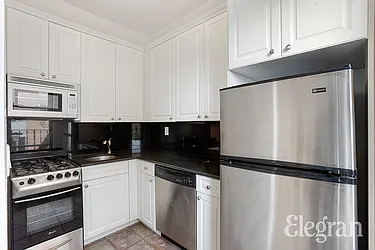 Rented by (Legacy) Elegran