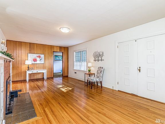 View looking to Front Entry - Notice Double Doors.  Bedroom 1 thru Doorway.