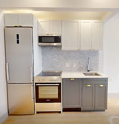 Rented by Bond New York | media 2