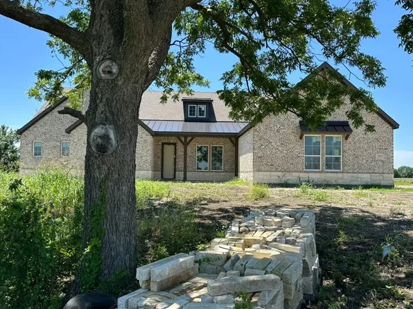 205 Cobb Rd, Leonard, TX 75452