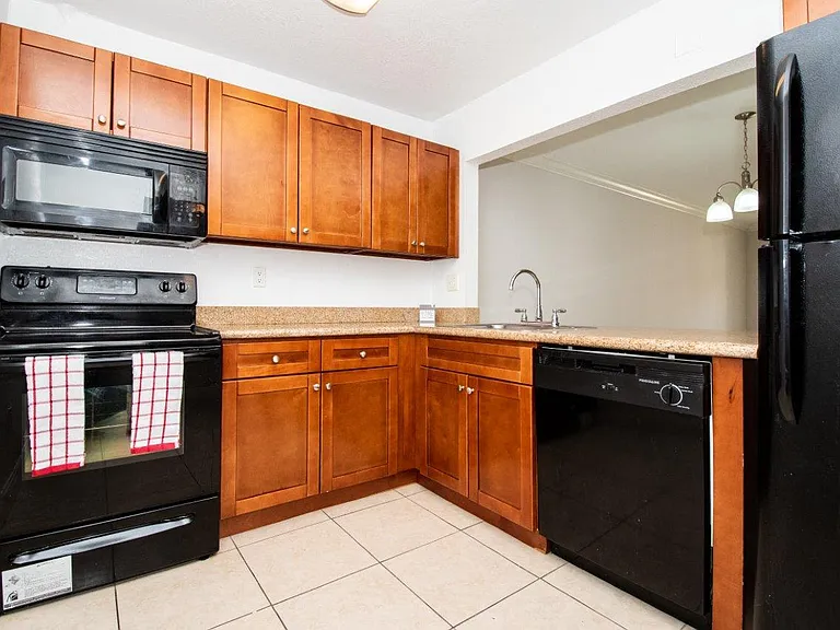 Legacy Harbour Key — Photo 18