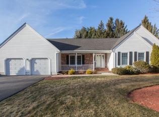 9 Pinehurst St, Hudson, NH 03051