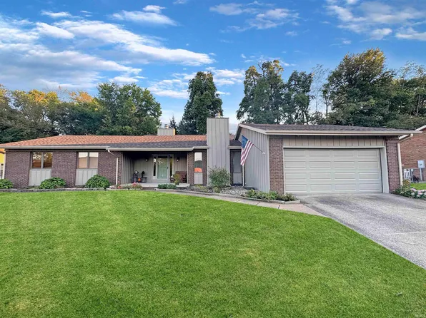 7711 Woodland Dr, Newburgh, IN 47630