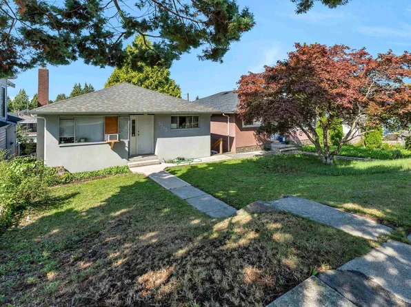 5755 Dumfries St, Vancouver, BC V5P 3A7