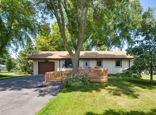 5878 Oneka Lake Blvd N, Hugo, MN 55038