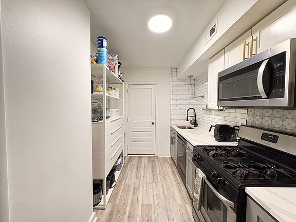 4th image of 5737 Hobart St APT 4