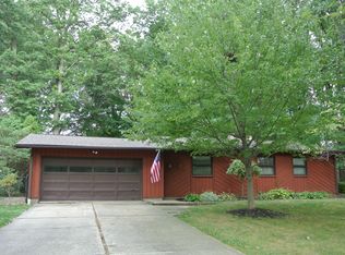 452 Fernwood Ave, Tallmadge, OH
