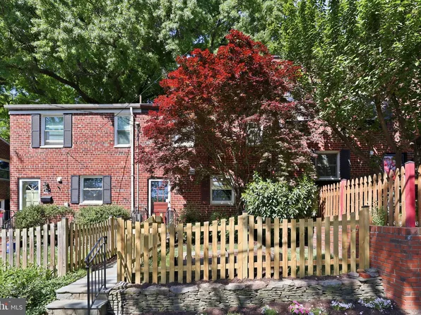 2916 Sycamore St, Alexandria, VA 22305