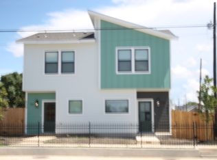 530 S Hackberry St #102, San Antonio, TX 78203