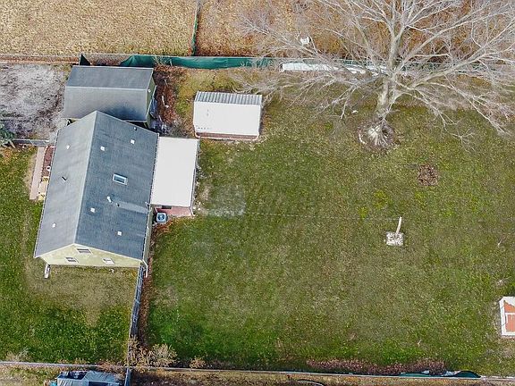 2nd image of 2495 Hancock St