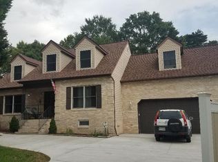 1322 Greenmont Dr, Waldorf, MD