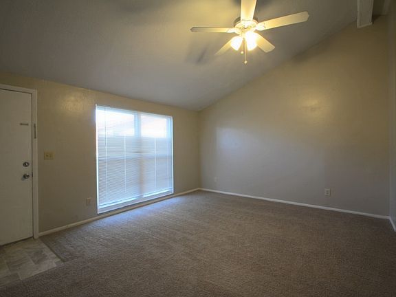 5th image of 7501 Woodland Oaks Ct
