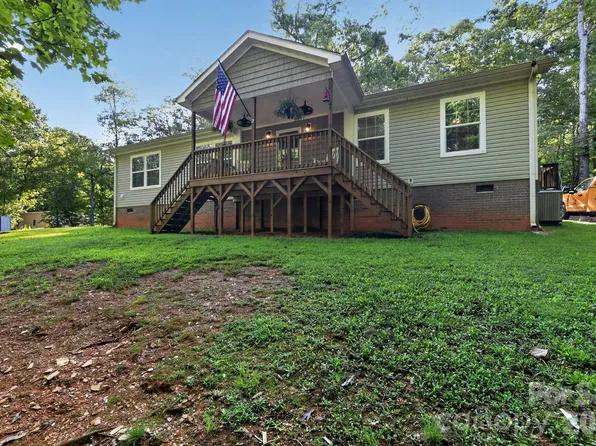 140 Fernwood, Troy, NC 27371
