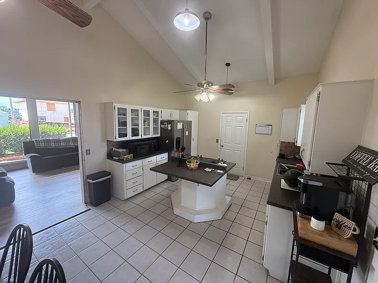 1210 N Kaiser Rd — Photo 4