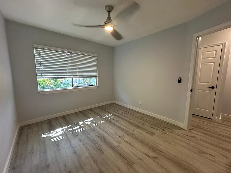 2531 Waters Edge Dr — Photo 36