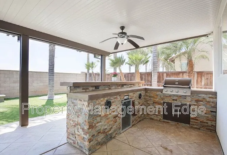 33916 Verbena Ave — Photo 24