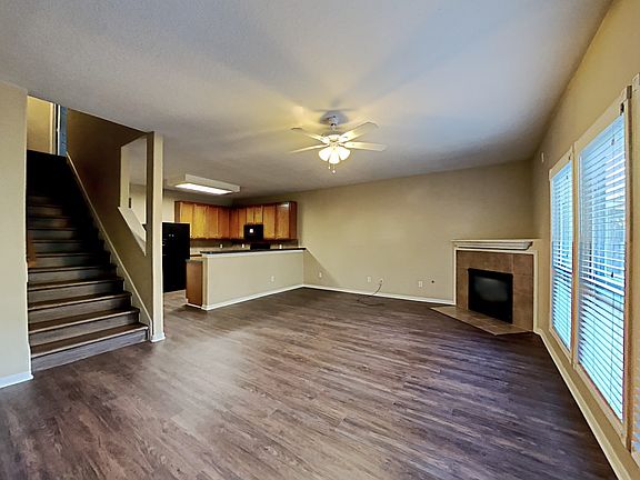 5th image of 4719 Blue Spruce Hill St
