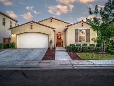 422 Wishon Ave W, Madera, CA, 93636