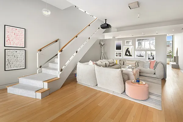 Sold by Modlin Group | media 61