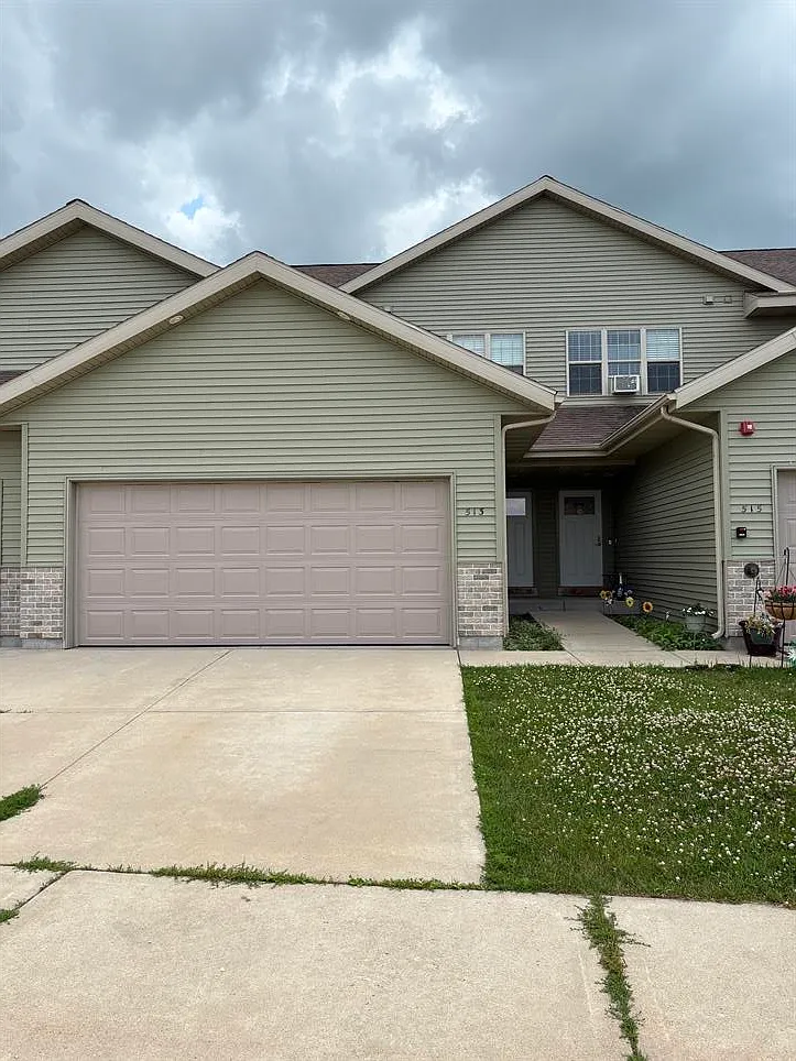 511-517 Sturges St, Columbus, WI 53925 — Photo 2