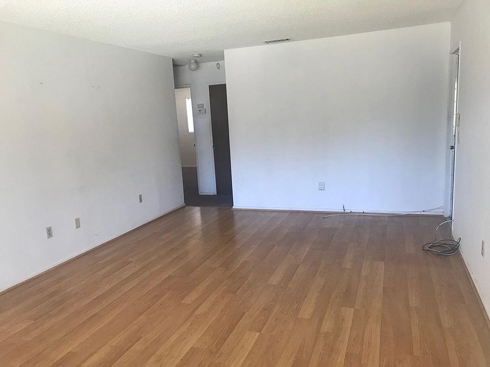 2nd image of 2259 12th St