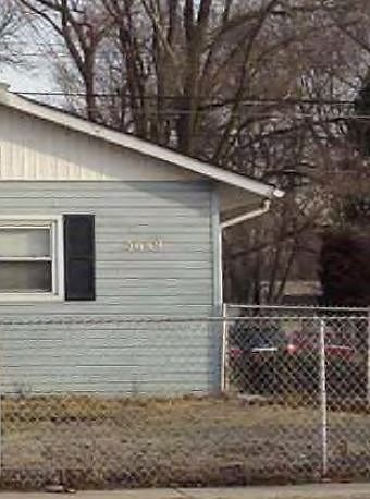 2nd image of 3649 165th St