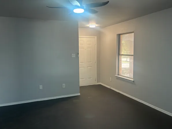 1028 Doras Dr, Pflugerville, TX 78660